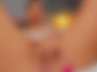 AmedeeaBanks's Live Sex Cam Show