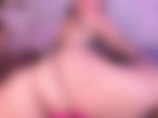 Live-Cam-Show mit AntonelaLopez - Squats auf Camsoda