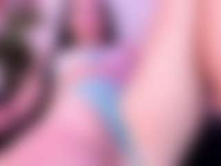 Live cam show with AntonelaLopez - Fingerass on Camsoda