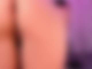 Live cam show with AntonelaLopez - Fingerass on StripNow