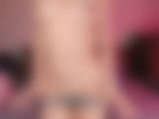 SelenaSweetx's Live Sex Cam Show