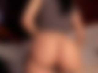 Luna Ruso's Live Sex Cam Show