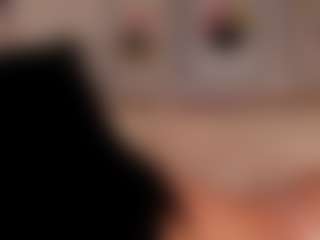 Luna Ruso's Live Sex Cam Show