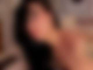 Luna Ruso's Live Sex Cam Show