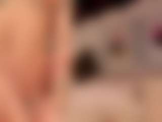 Luna Ruso's Live Sex Cam Show