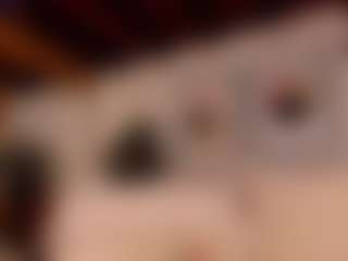 Luna Ruso's Live Sex Cam Show