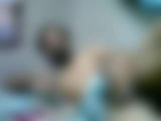 Live cam show with Saxyjemas - Bear on intimatelivegirls.com