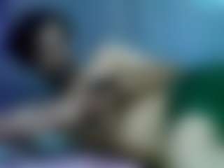 Live cam show with Saxyjemas - Black Hair on Gym Cam Girls