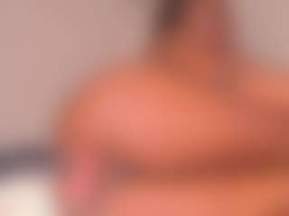 MichaelaCox's Live Sex Cam Show