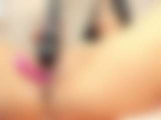 Live cam show with Annie-Queen - Skinny Teen (18+) on SquirtSoMuch