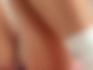 Live cam show with Annie-Queen - Sexy on LiveSexCams6
