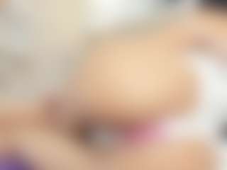 Live cam show with Annie-Queen - Cosplay Granny on CamClone