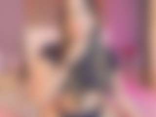 Live cam show with Deboraevans - Fingers on Camsoda