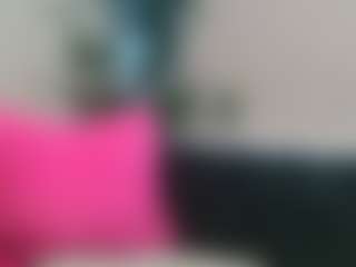 Live cam show with Miss Luna Rae - Striptease on Fling VIP Chat