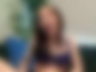 Live cam show with Miss Luna Rae - Striptease on SmokeAndPoke