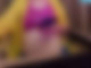 Alissonone's Live Sex Cam Show