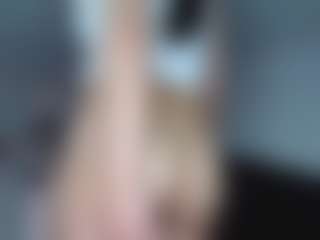 ariel-zoe's Live Sex Cam Show