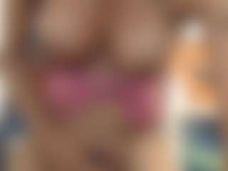 cataleyabigdickk's Live Sex Cam Show