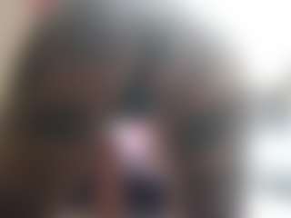 Kaily-Pearty MILF webcam performer live streaming