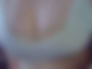 Live cam show with Leysun7 - Chubby on fuklive.com