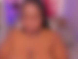 Live cam show with Rebeka spencer - Chubby on Camsoda