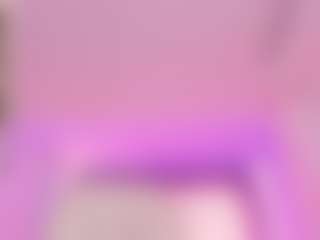 Live cam show with Rebeka spencer - Ebony on Camsoda | colombia