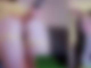 Live cam show with Heavenia - Interactivetoy on Dolls Live