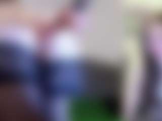 Live cam show with Heavenia - Interactivetoy on Soda Cam