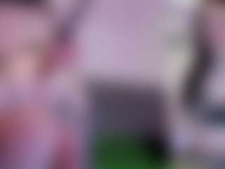 Live cam show with Heavenia - Pale on xplaylive.com