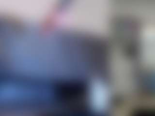 Live cam show with Heavenia - Flashing on Pornisteam.com