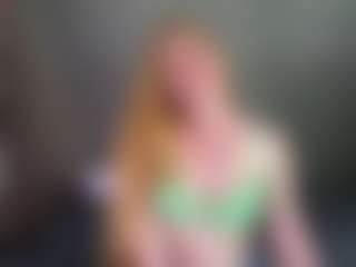 Live cam show with CharlotteDoe - Strip Red Hair on AdultVida.com
