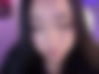 Live cam show with Sofia Watson - Blue Eyes on StripNow