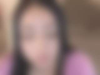 Live cam show with Sofia Watson - Asian BBW on AdultVida.com