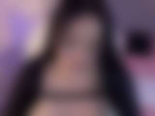 Live cam show with Sofia Watson - Bikini on Camsoda