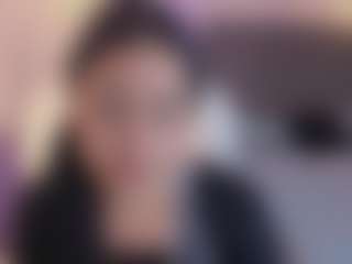Live cam show with Sofia Watson - Gamer Asian on CamSextacy