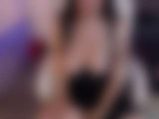 Sofia Watson's Live Sex Cam Show