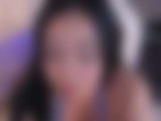 Live cam show with Sofia Watson - Asian Big Ass on Camsoda