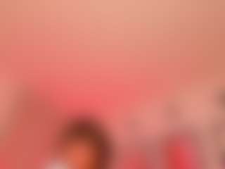 Live cam show with Luna - Ebony Anal on Camsoda