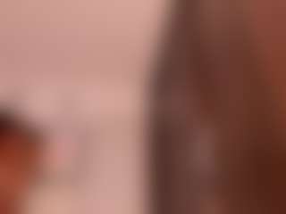 Live cam show with Luna - Anal Toys on Camsoda