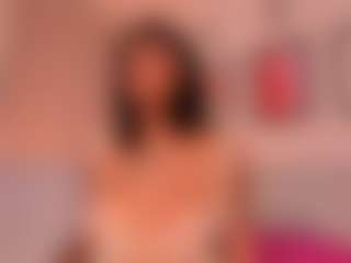 Live cam show with Luna - Bedroom on Strip Flash - Live Sex Shows