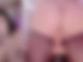 chloe-chain's Live Sex Cam Show