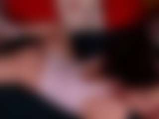 Live cam show with FreyaRay - Asian Public on Livezox