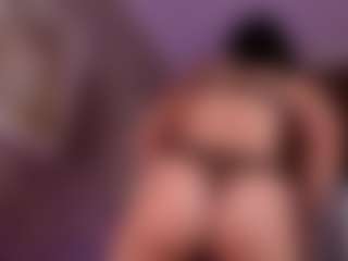 Live cam show with FreyaRay - Public on liverealitysex.com