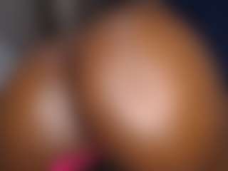 Live cam show with Seductivevenus - Fingers on Uber Horny