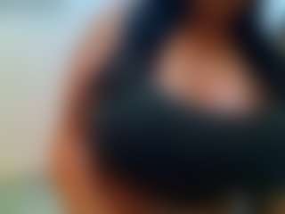 Live cam show with Hillarysofia - Orgasm on chickslive.net