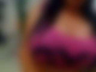 Live cam show with Hillarysofia - Huge Tits on thefappeningchat.com