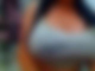 Live cam show with Hillarysofia - Black Hair on crypto-cams