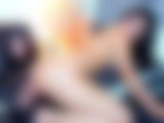 Live cam show with Julieta-Coopeer - Flexible on googirlz
