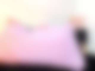 Live cam show with Julieta-Coopeer - Highheels on Stripli.com