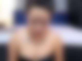 Live cam show with Julieta-Coopeer - Flexible on Camsoda